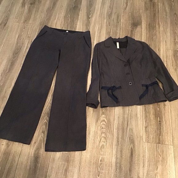 Women’s OUI Moments Wide leg Pants and Matching‎ Jacket size 6 - Picture 1 of 11